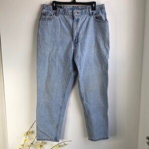 Vintage 1990s Levi’s 550 relaxed fit jeans